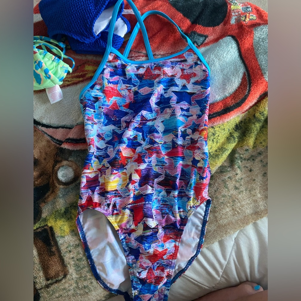 Swim suit never worn